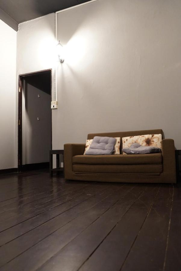 Norch'S Hostel Bangkok Esterno foto