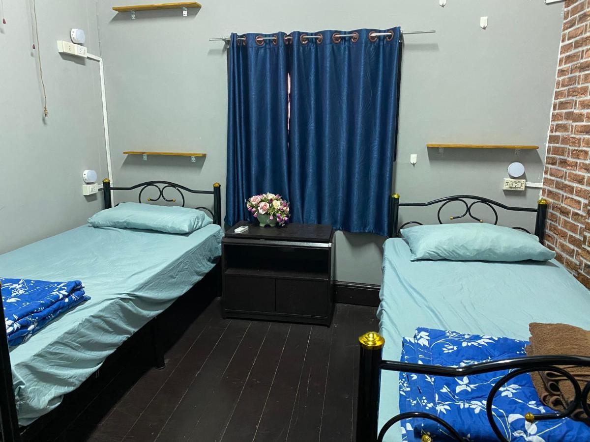 Norch'S Hostel Bangkok Esterno foto